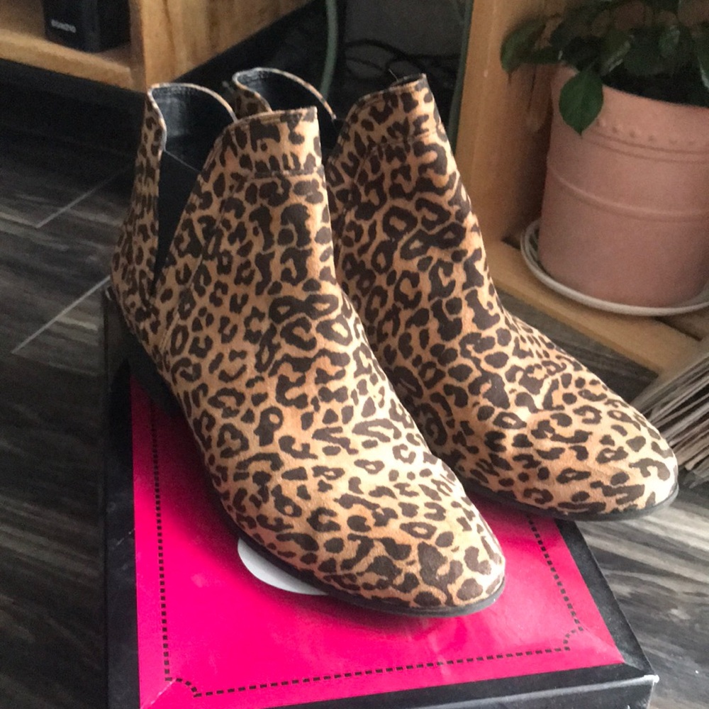 Circus by Sam Edelman leopard booties, US 8.5